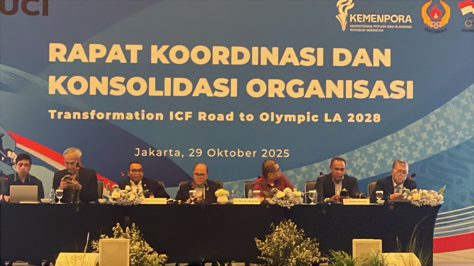 bdeb79a7-db42-476e-98a3-a843b341963c bdeb79a7-db42-476e-98a3-a843b341963c