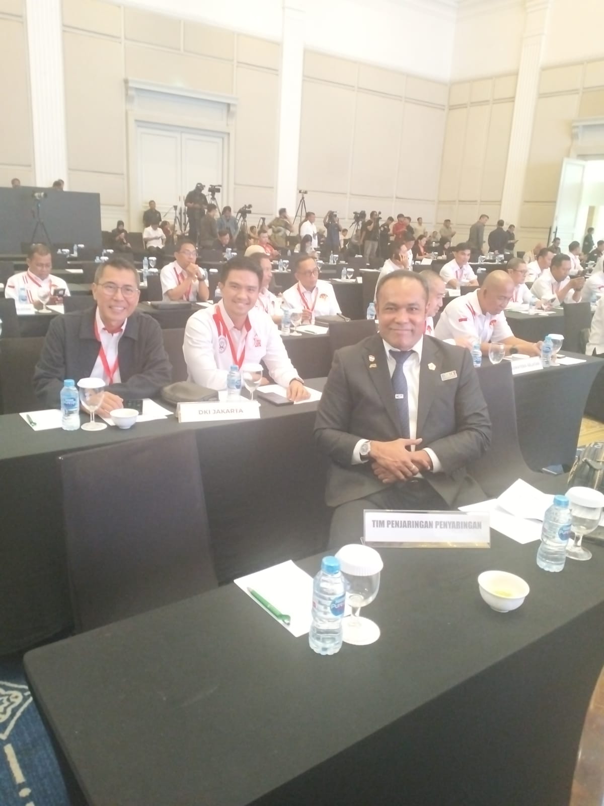 da5af1e0-d176-41e2-80d6-cf0672b3061b da5af1e0-d176-41e2-80d6-cf0672b3061b